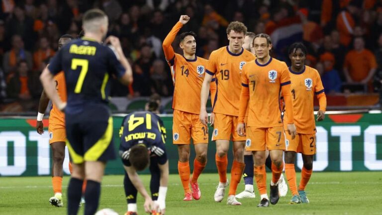 Belanda Vs Skotlandia Euro lakukan Pemanasan persababatan